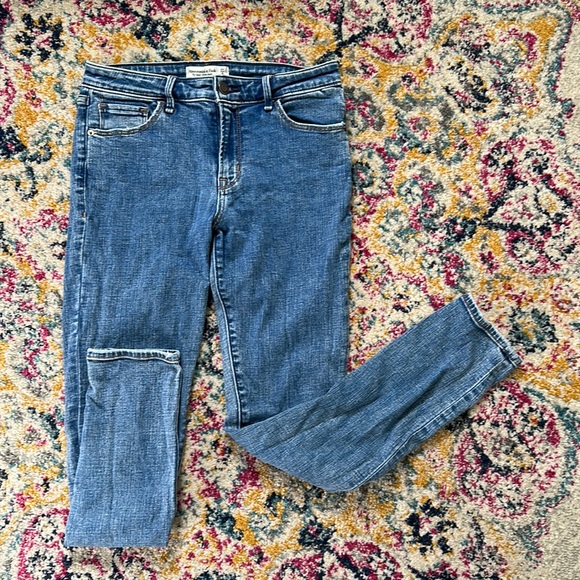 Abercrombie & Fitch Denim - Abercrombie and Fitch super skinny ankle jeans